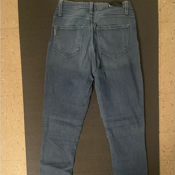 Good condition - Picture 2 of 2